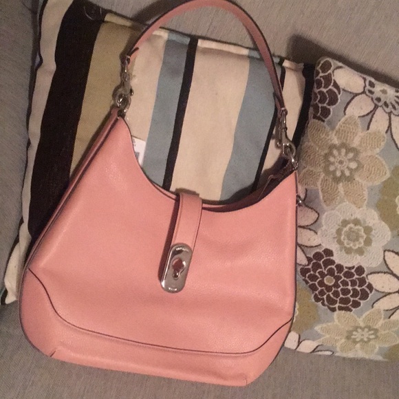 Coach purse, brand new with tags! - Picture 4 of 7